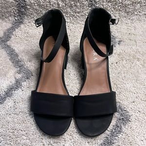 🌻 SERRA Ladies Block Heel Sandal/Shoe Size 8 1/2